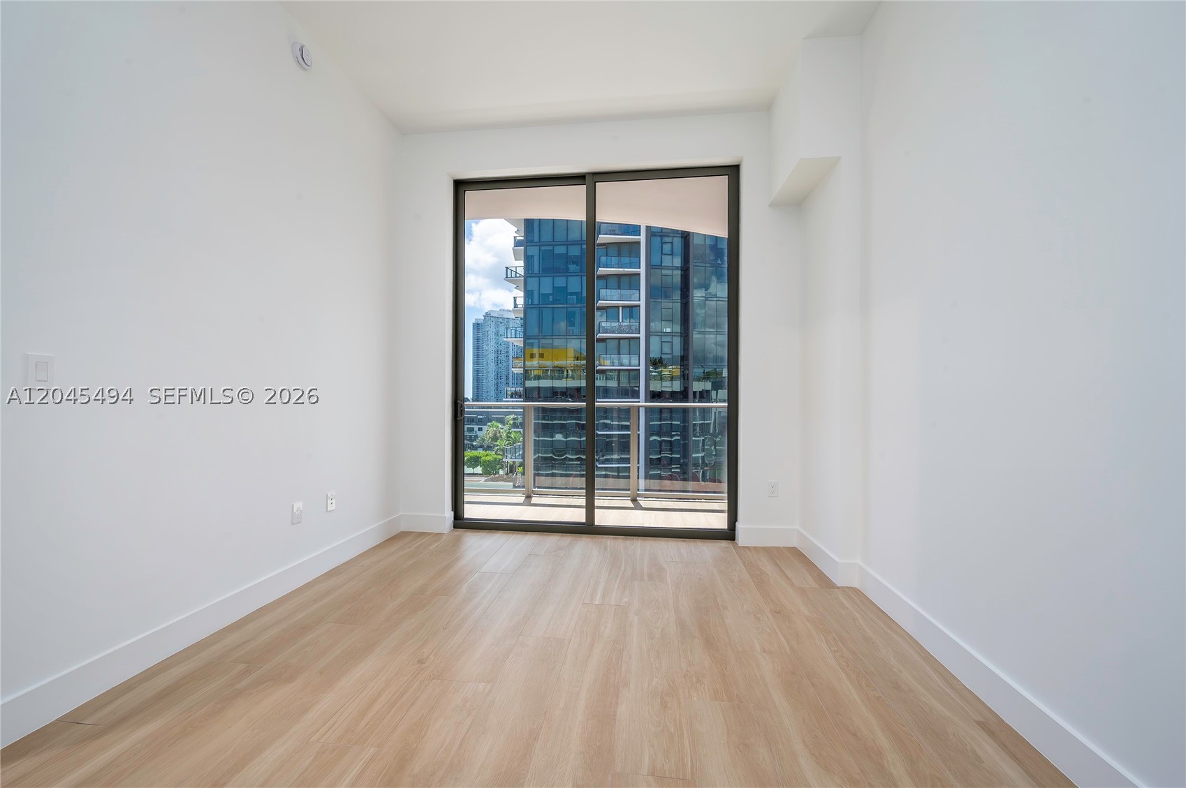 image The Standard Residences Midtown Miami16