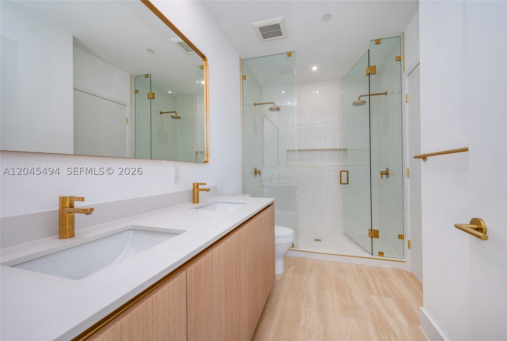 image The Standard Residences Midtown Miami19