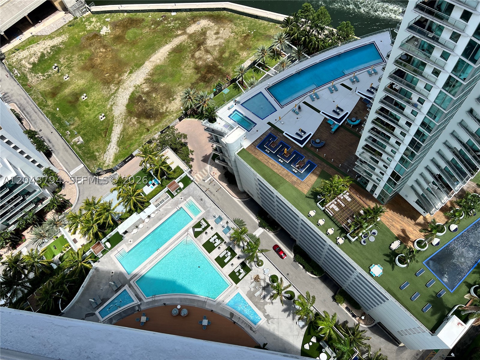 image The Ivy at Riverfront22