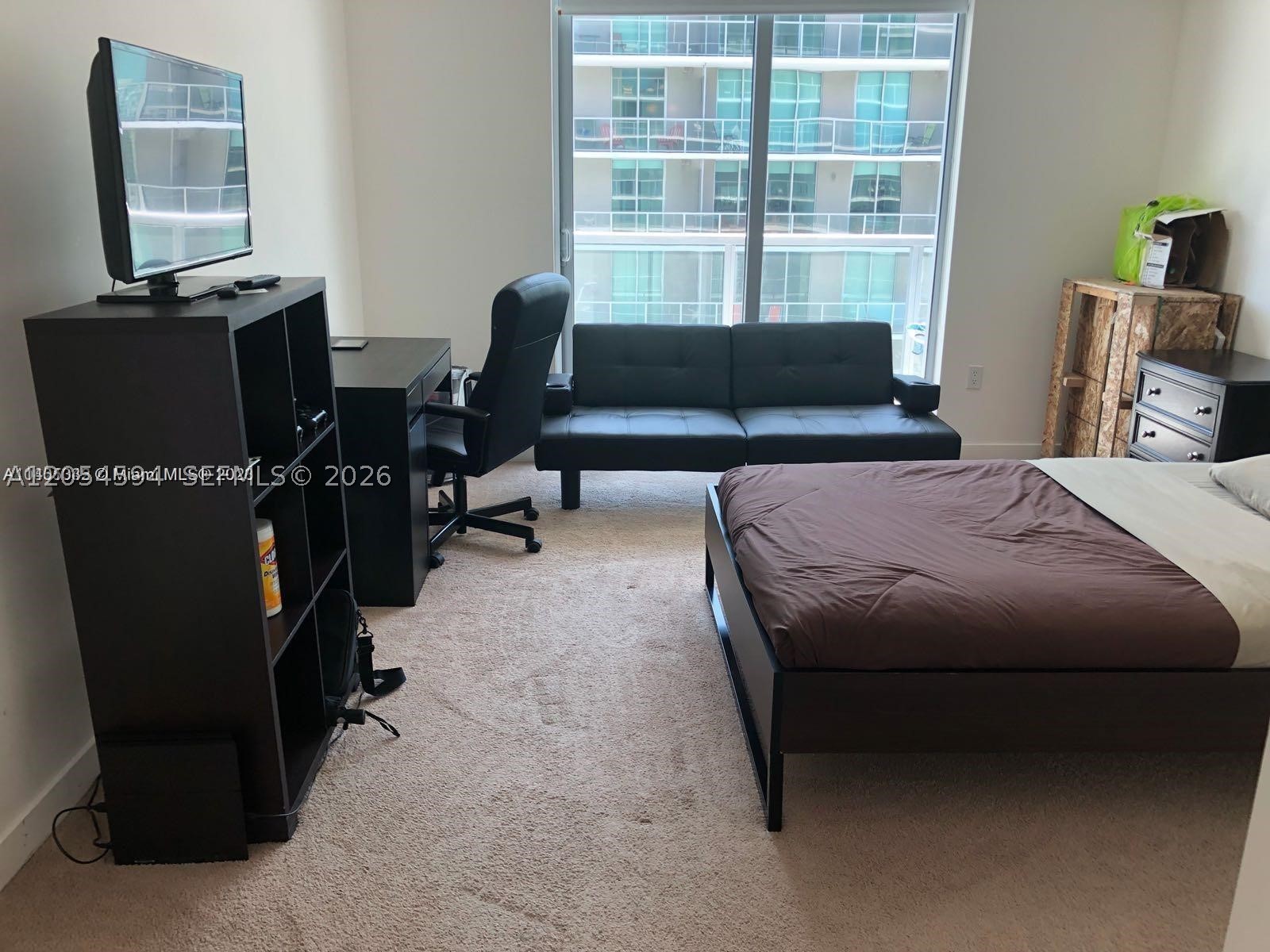 1111 SW 1st Ave #3816 Miami, FL 33130