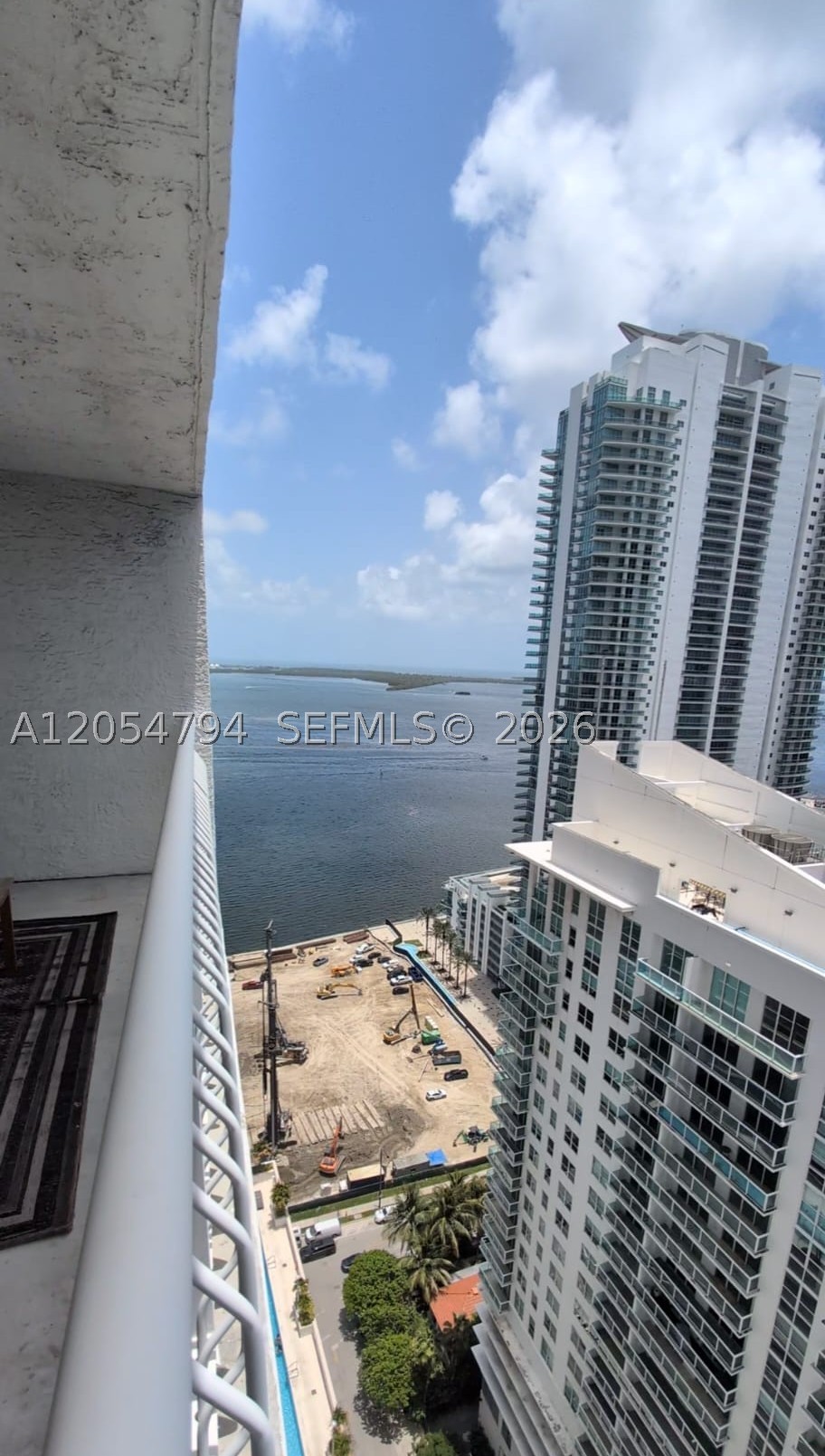 image The Club at Brickell Bay16