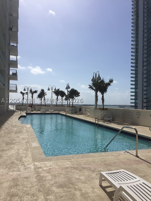 image The Club at Brickell Bay22