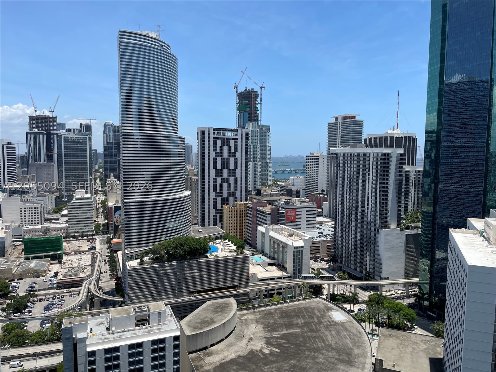 image Brickell on the River North13