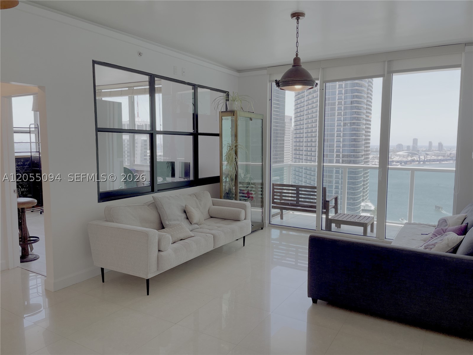 image Brickell on the River North4
