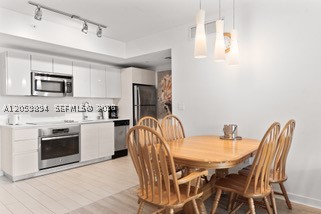 image Beachwalk Condominium11