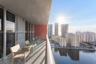 image Beachwalk Condominium13