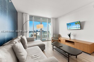 image Beachwalk Condominium6