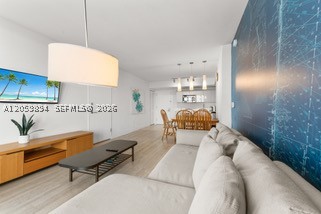 image Beachwalk Condominium7