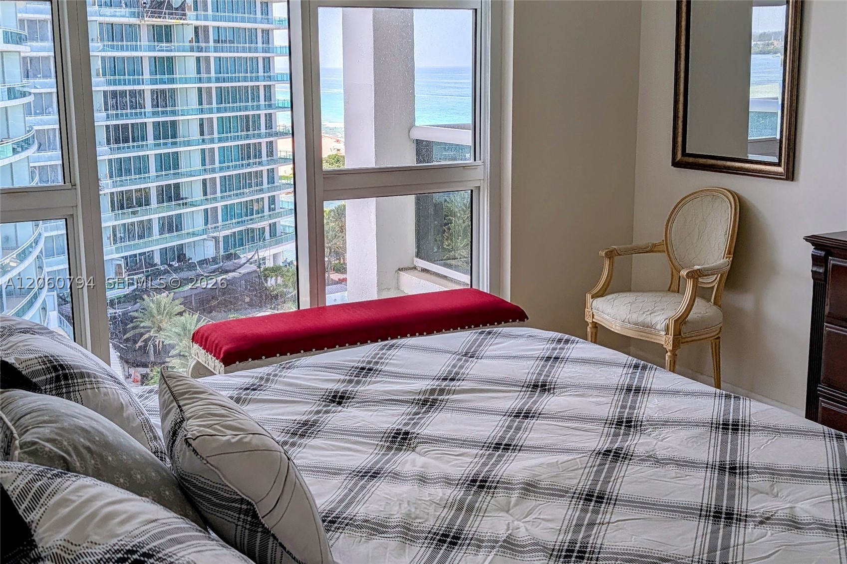 image Harbour House19