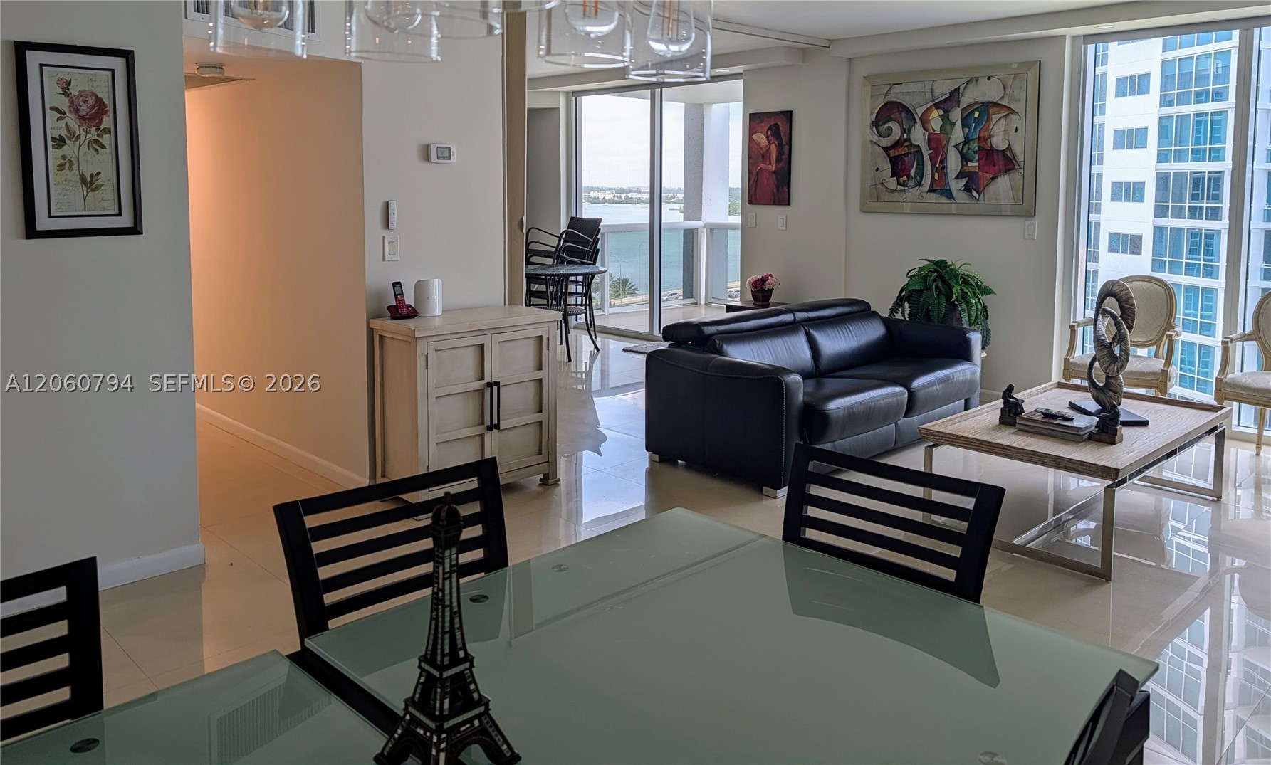 image Harbour House7
