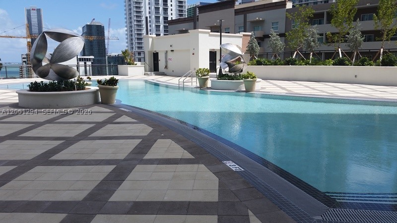 image Nine at Mary Brickell Village22