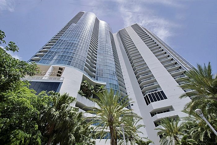 333 Las Olas Way #1602 Fort Lauderdale, FL 33301