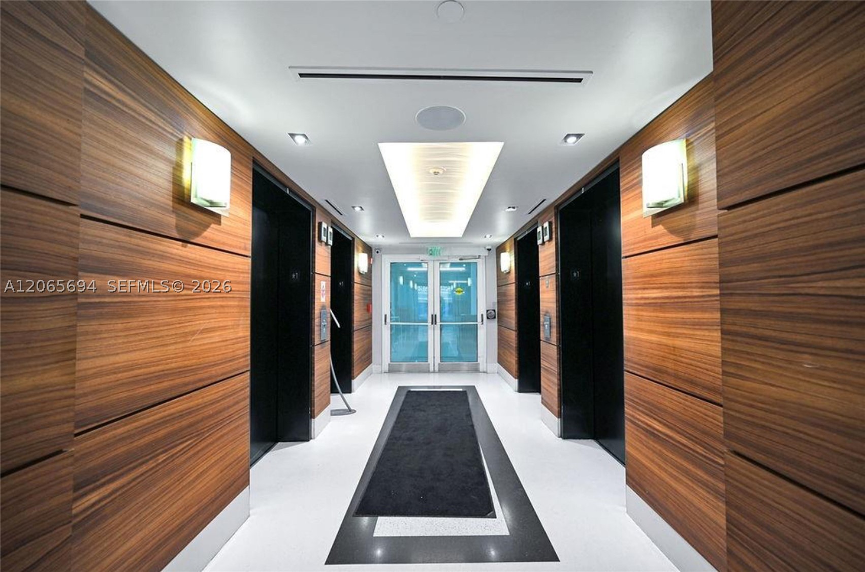 image The Floridian24