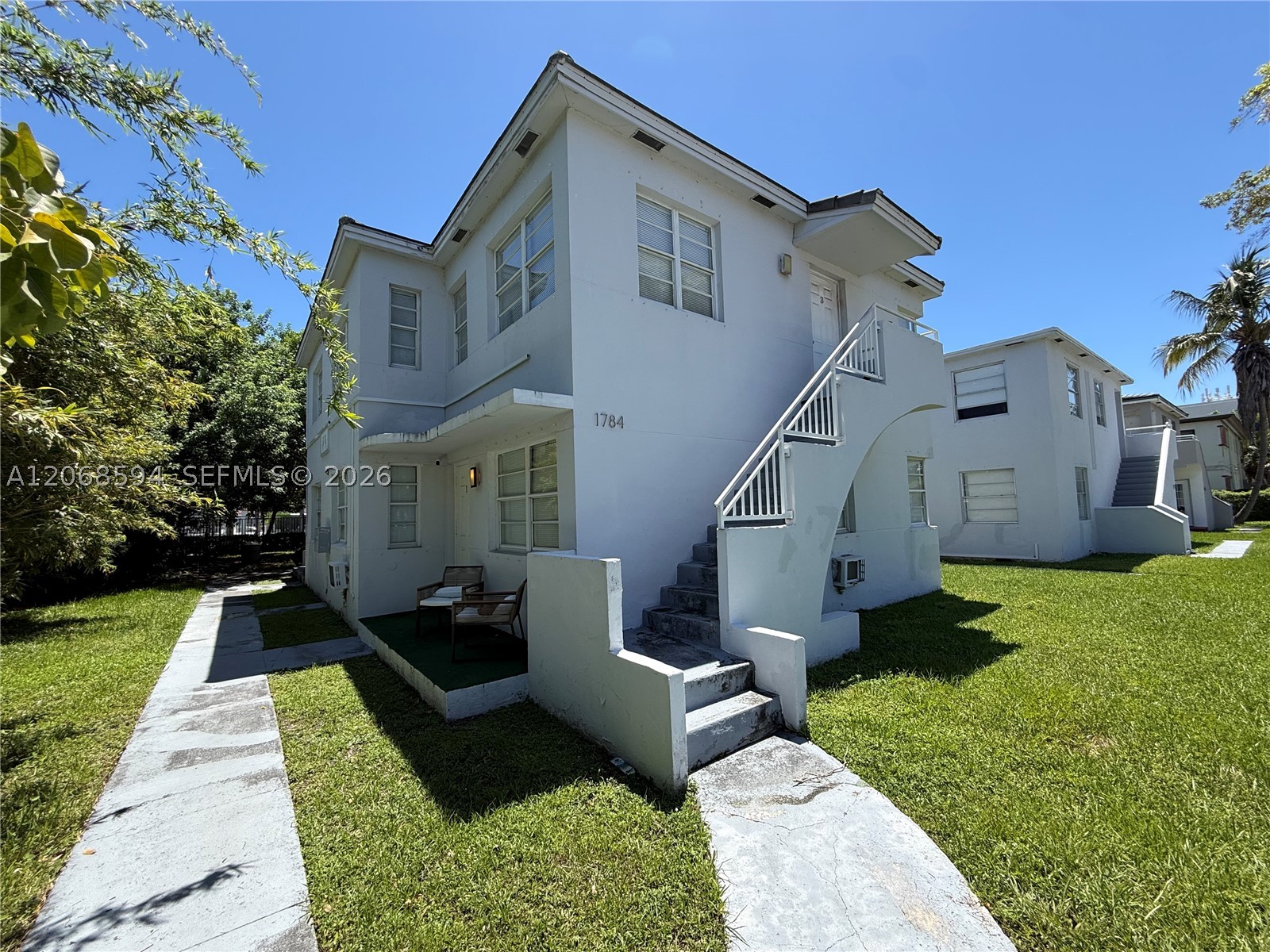 1784 Normandy Dr
