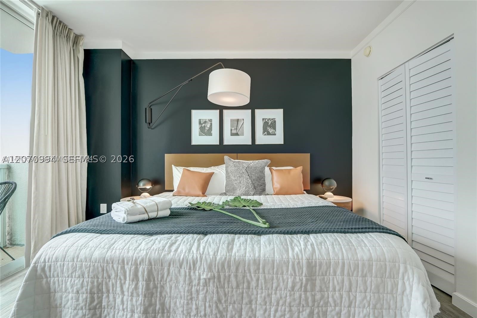 image Mutiny Park Hotel Arya0