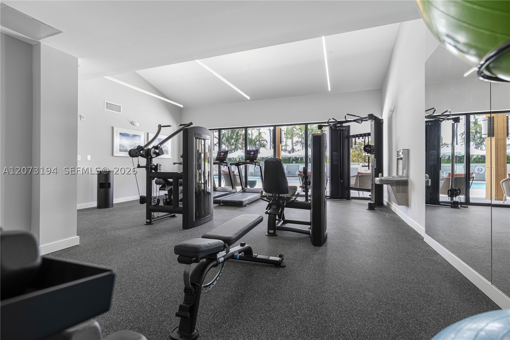 3335 Thomas Ave #412 Miami, FL 33133