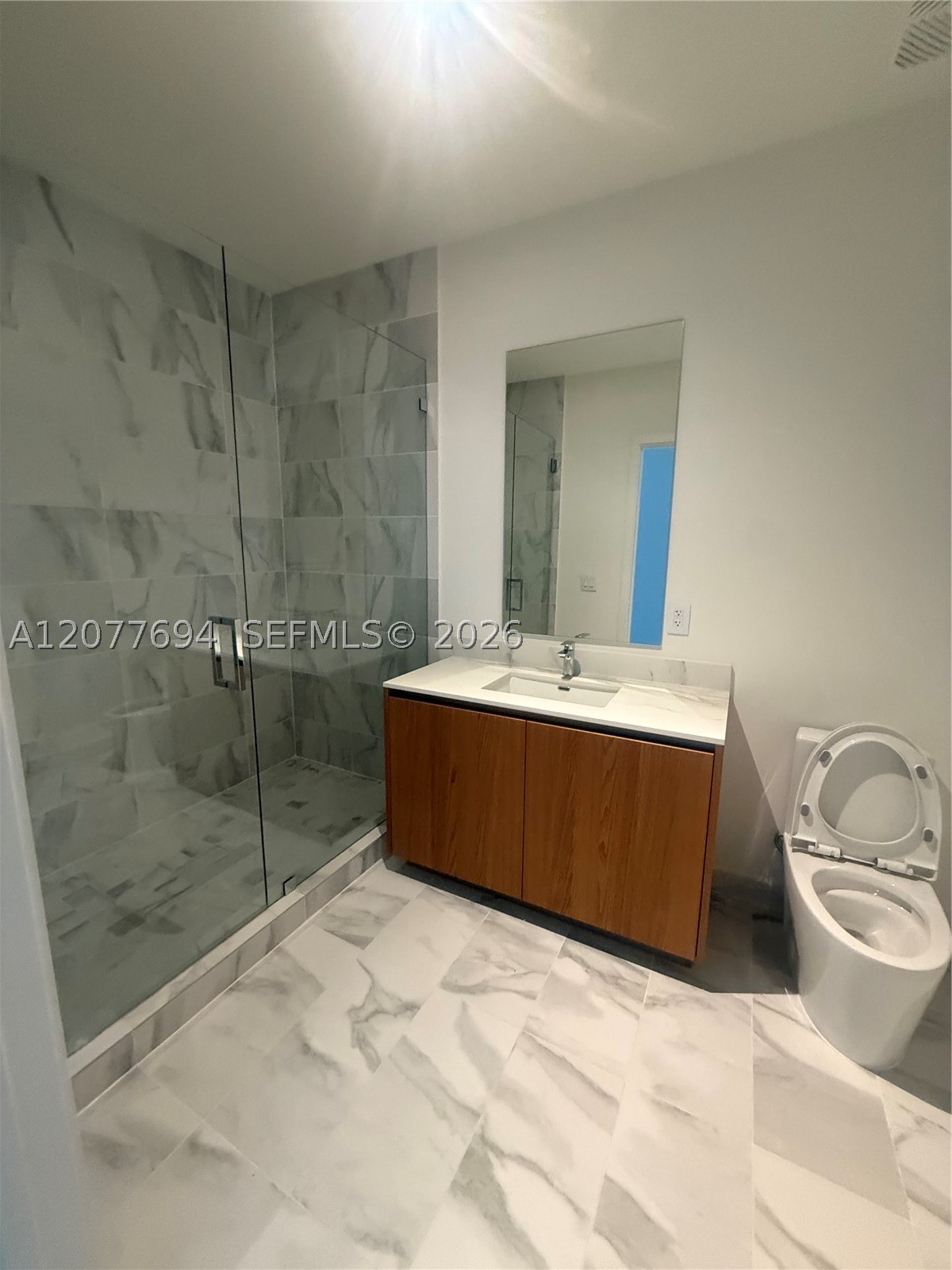 1400 Biscayne Blvd #209 Miami, FL 33132