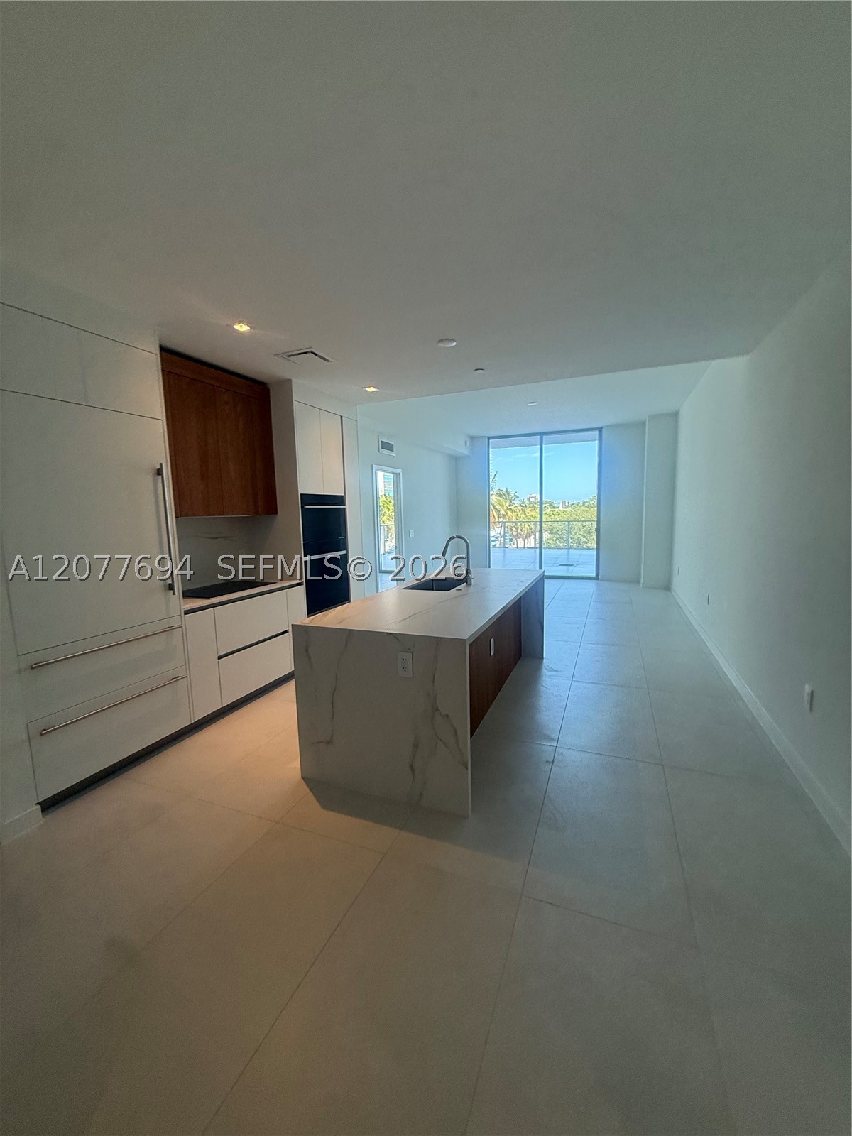 1400 Biscayne Blvd #209 Miami, FL 33132
