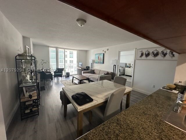 image The Club at Brickell Bay11
