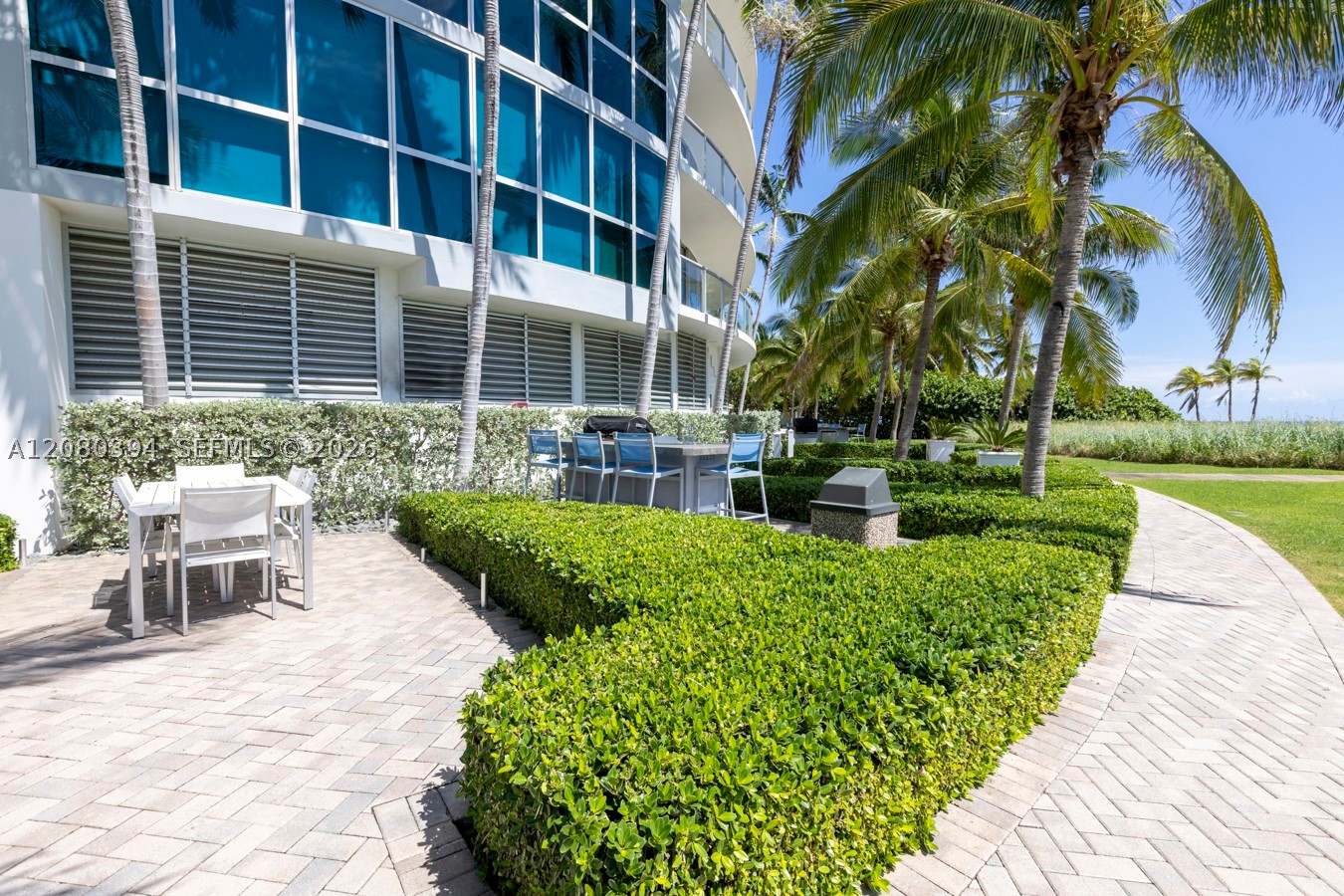 1200 Holiday Dr #208 Fort Lauderdale, FL 33316