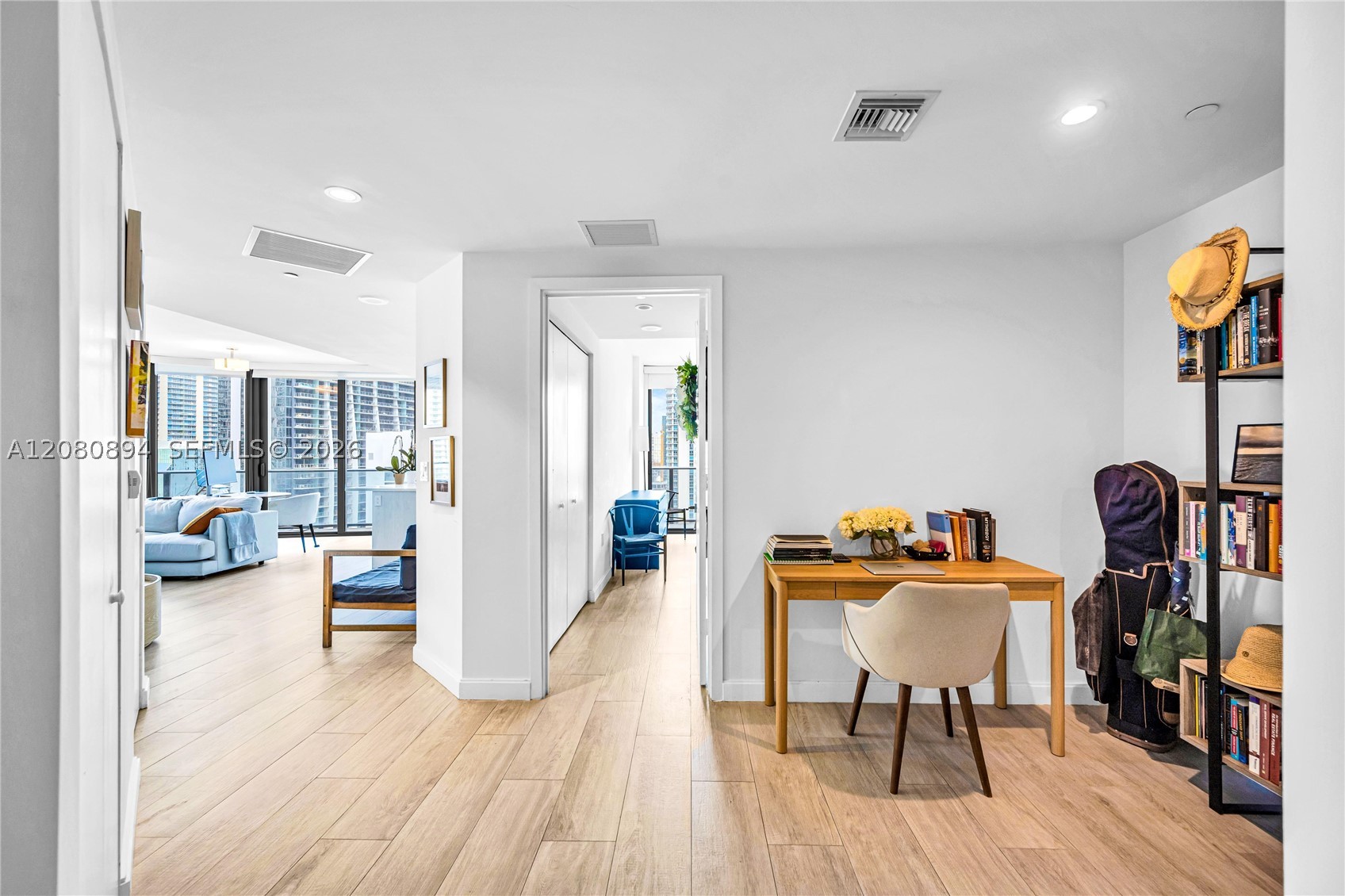 image Brickell Heights East13