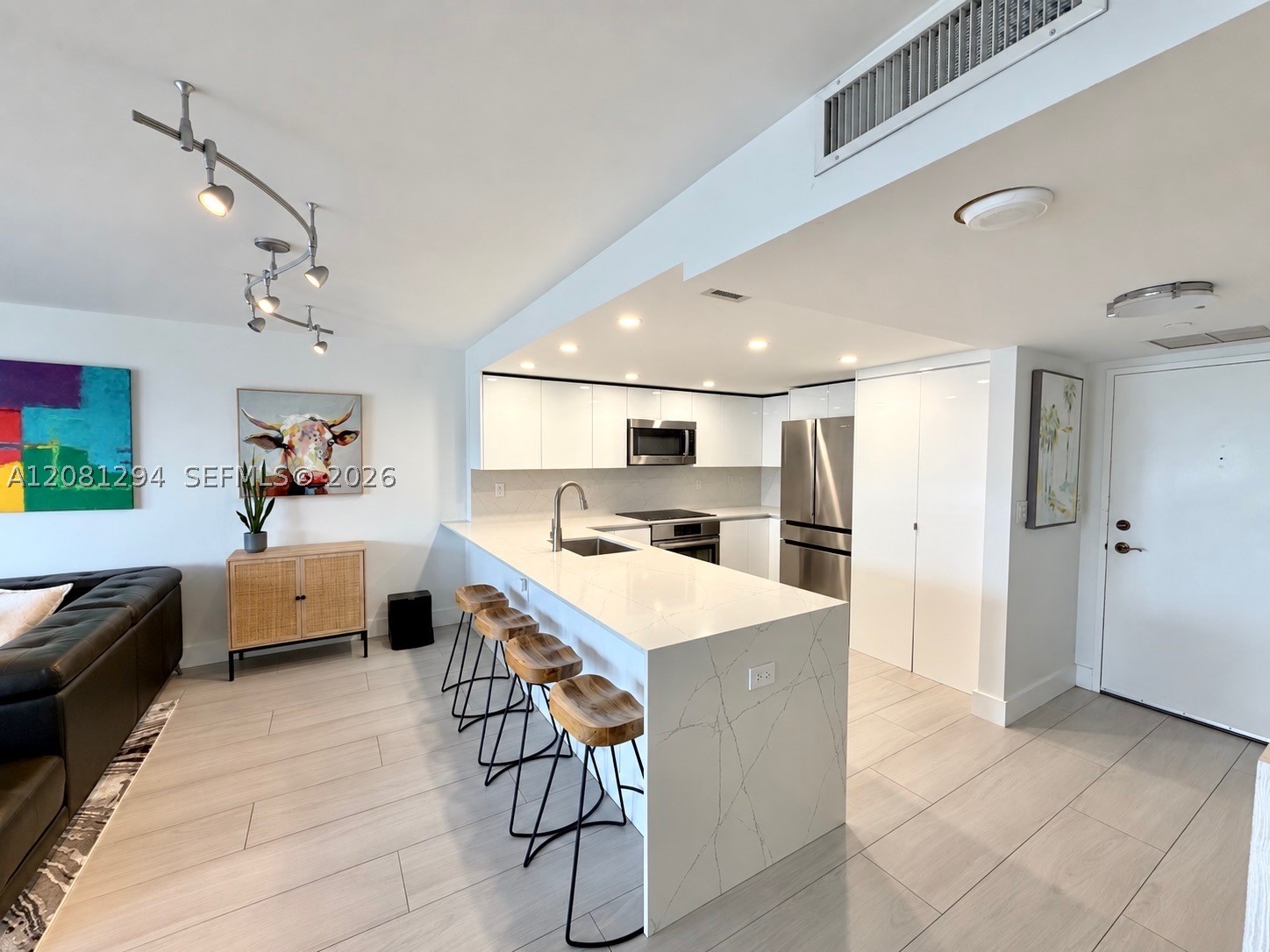 image Brickell Place II10
