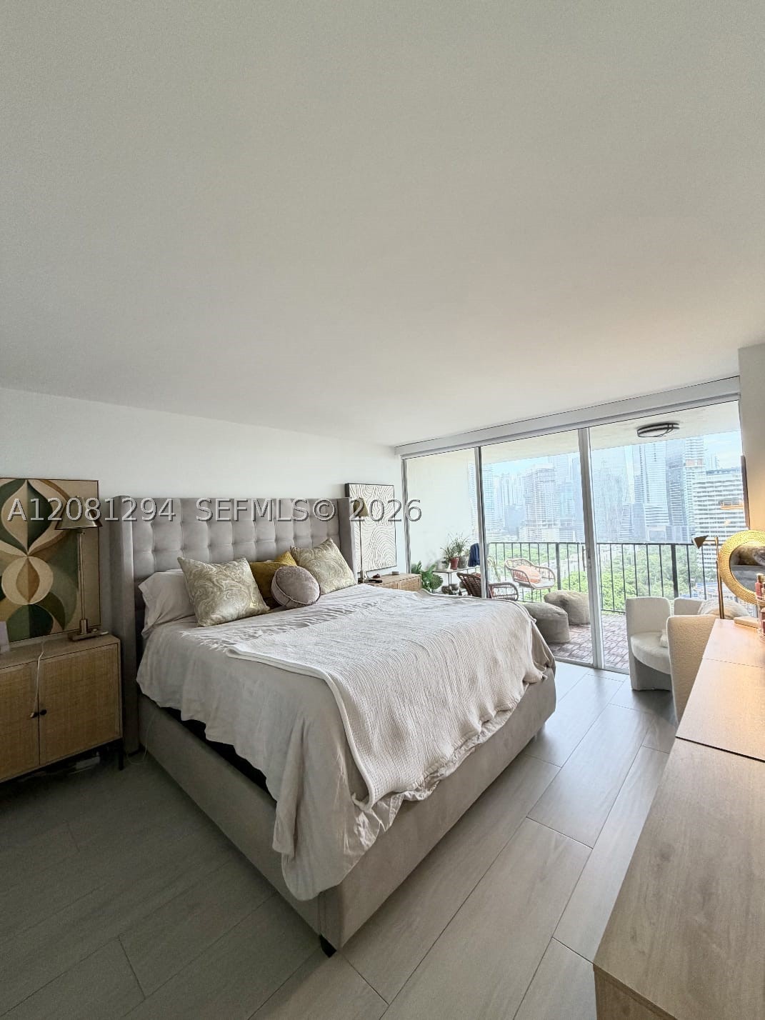 image Brickell Place II17