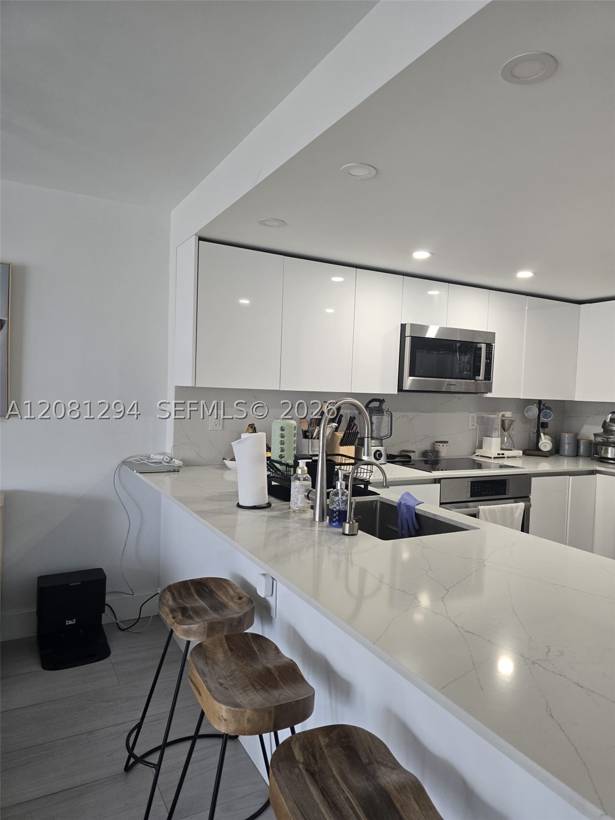 image Brickell Place II3
