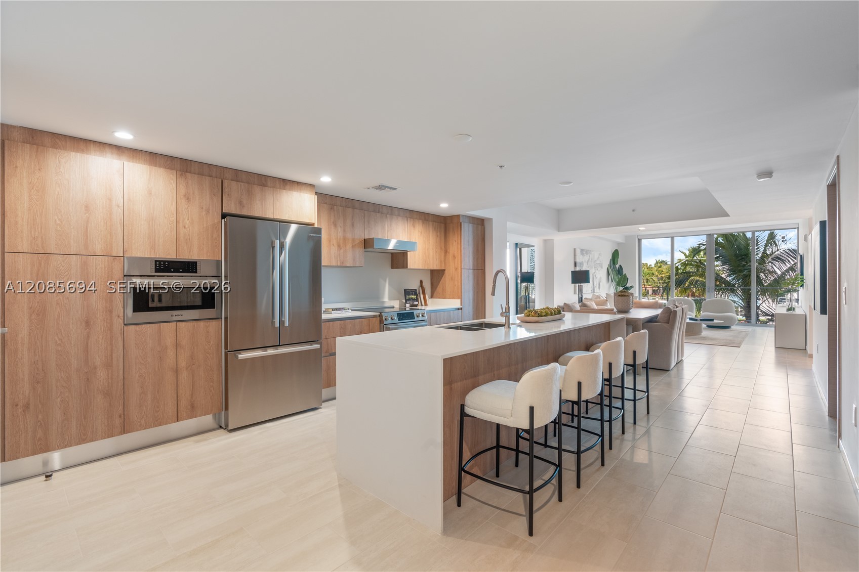 10281 W Bay Hbr Dr #405