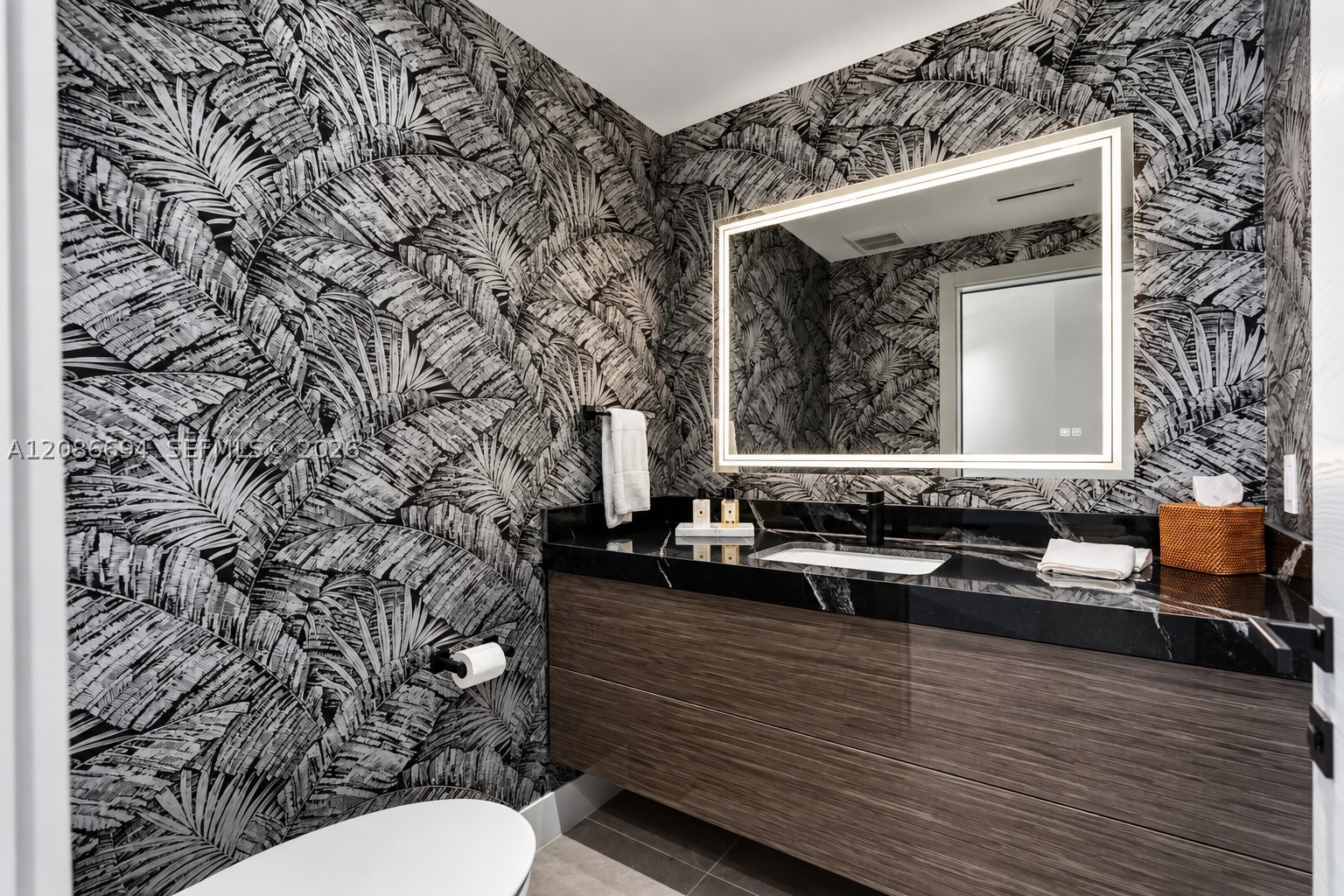 6051 N Ocean Dr #1601 Hollywood, FL 33019