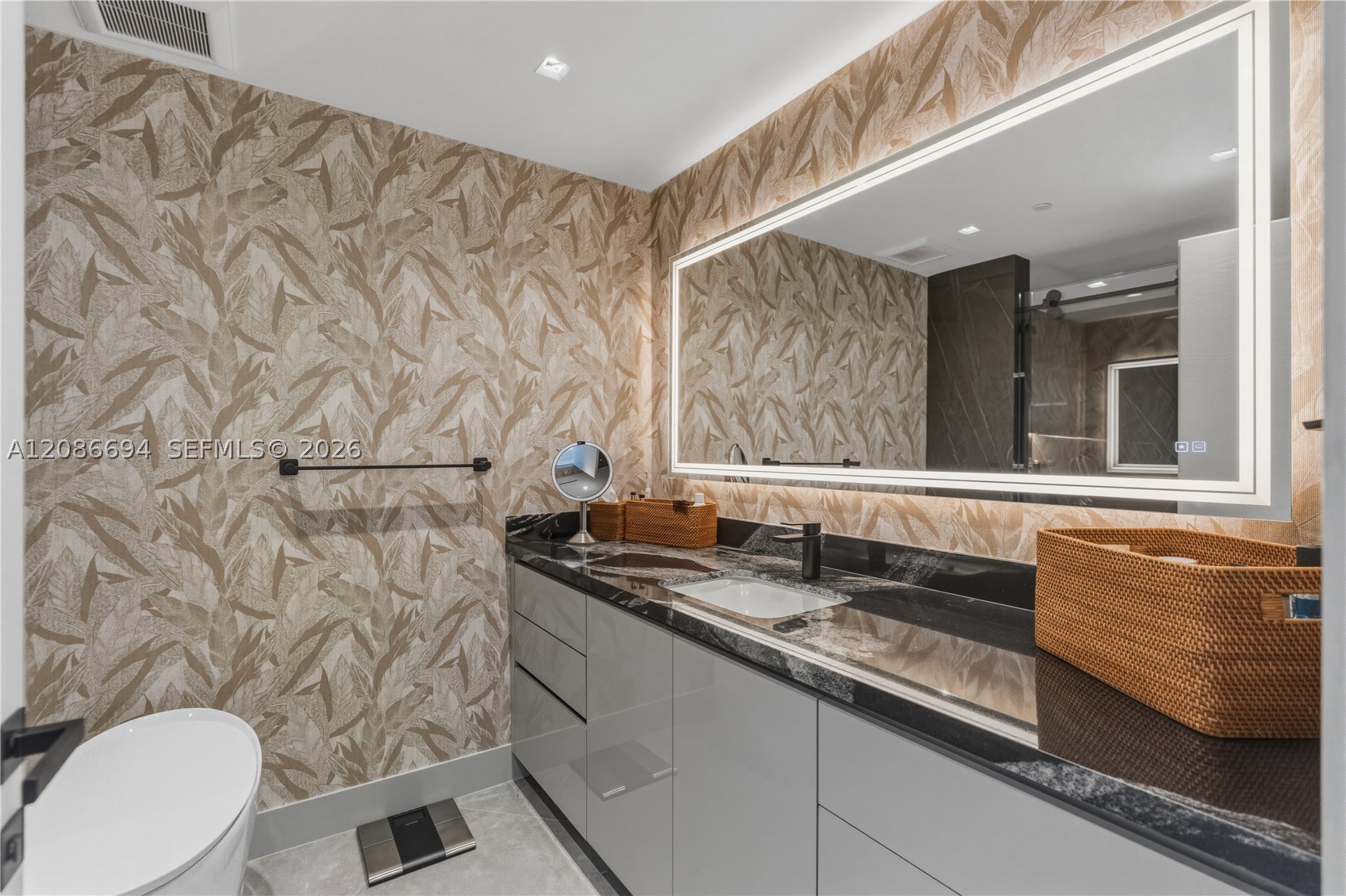 6051 N Ocean Dr #1601 Hollywood, FL 33019