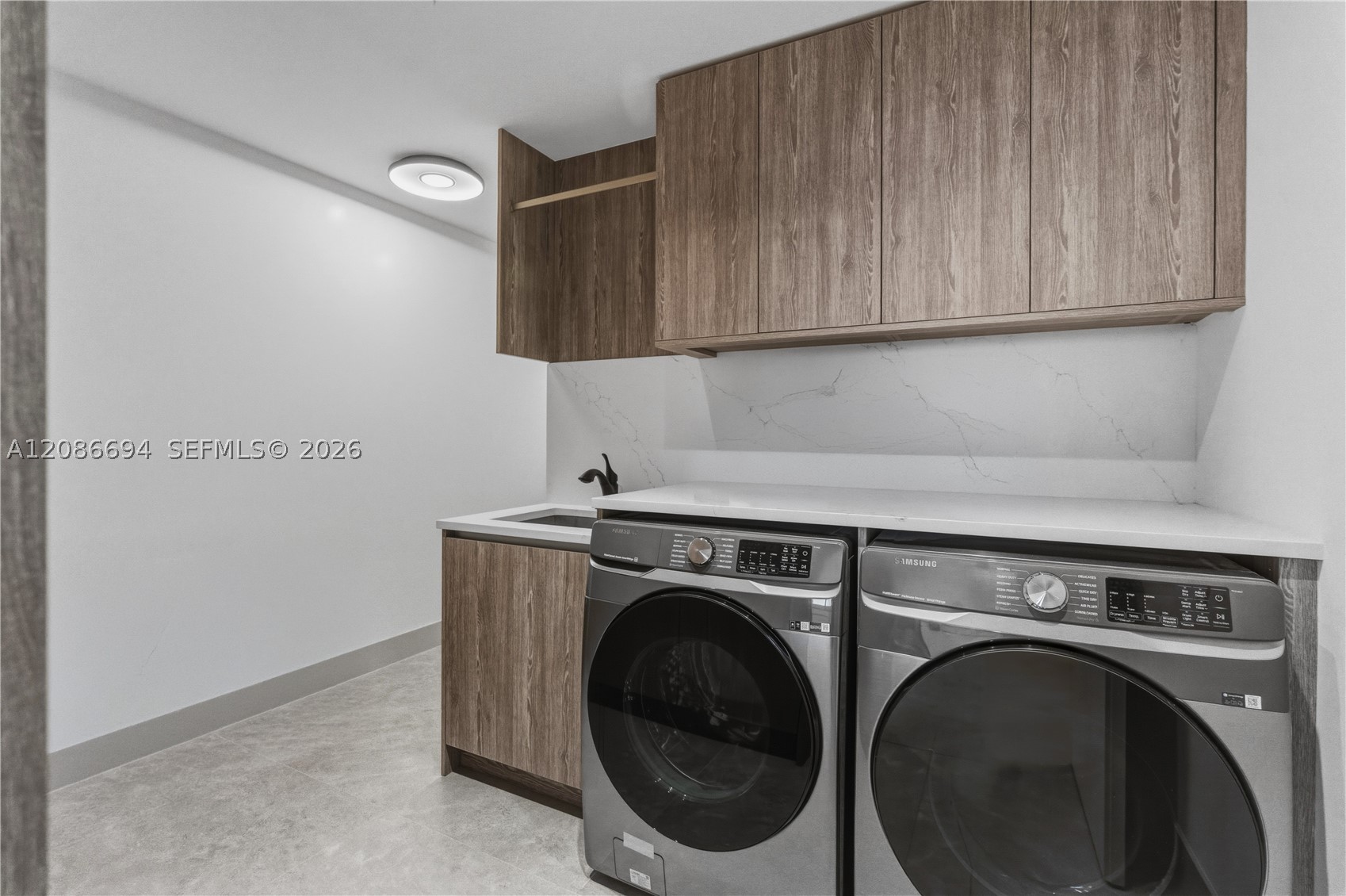 6051 N Ocean Dr #1601 Hollywood, FL 33019