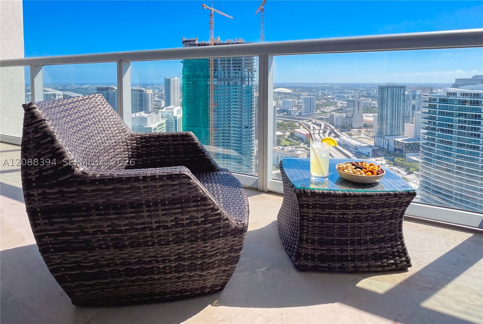 image Icon Brickell I3