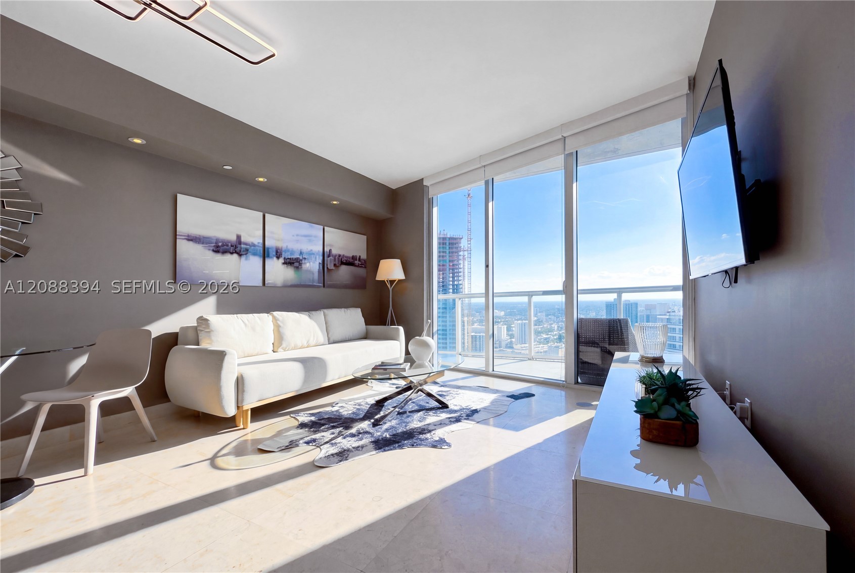 image Icon Brickell I6