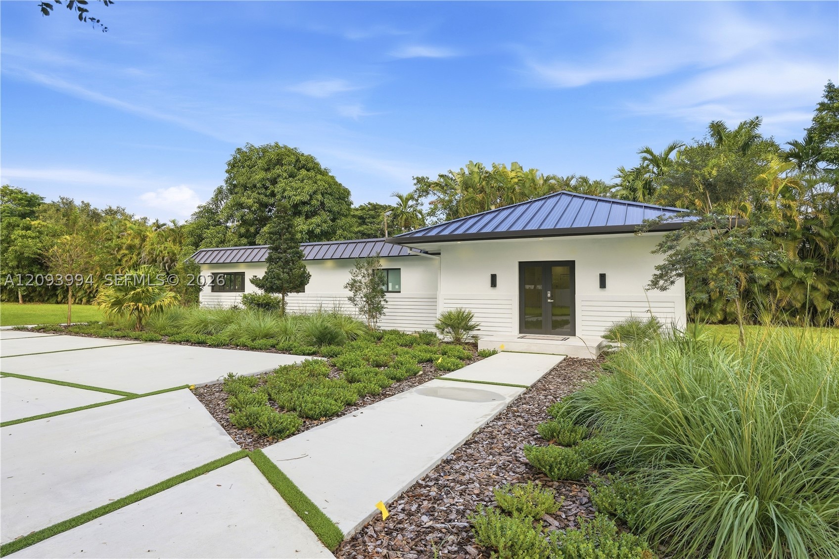 10861 SW 93rd St Miami, FL 33176