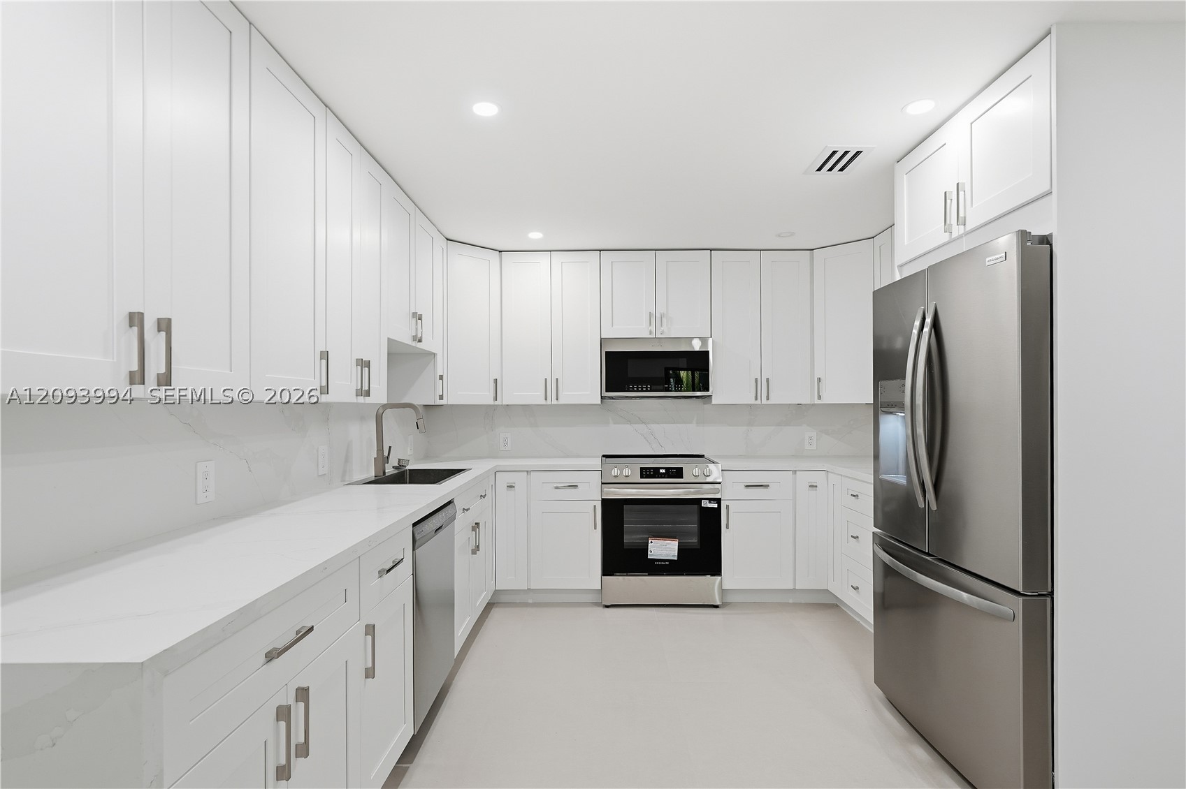 10861 SW 93rd St Miami, FL 33176