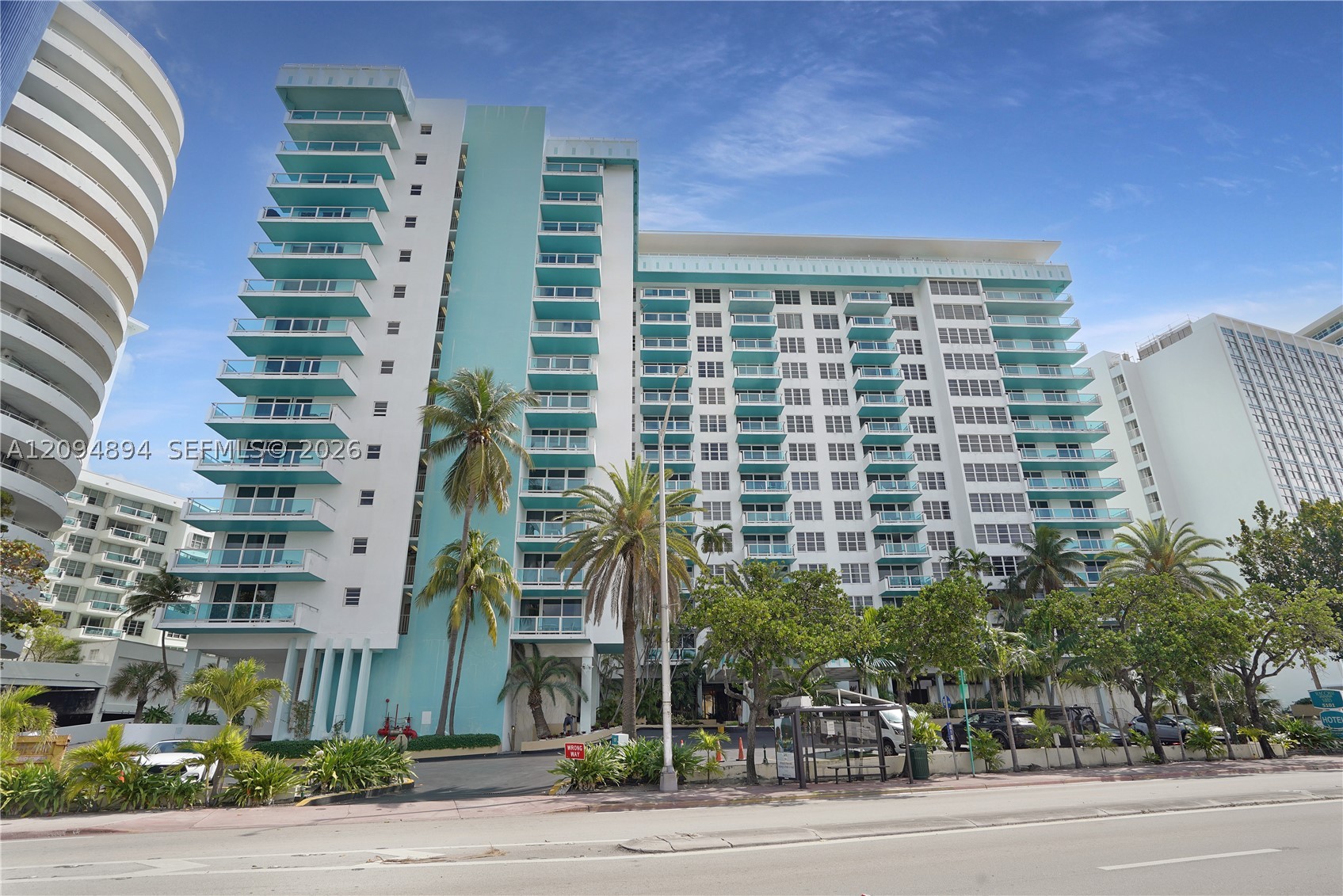 5101 Collins Ave #11N
