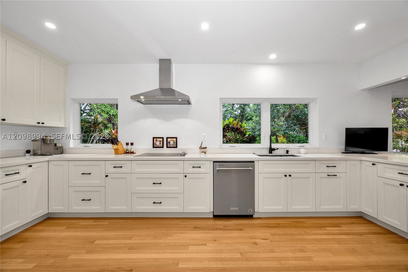 1245 Algardi Ave Coral Gables, FL 33146