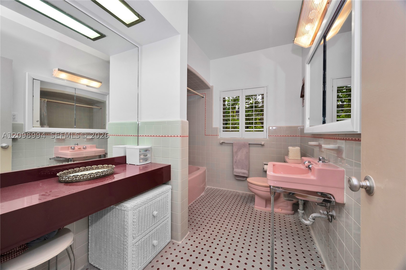 1245 Algardi Ave Coral Gables, FL 33146