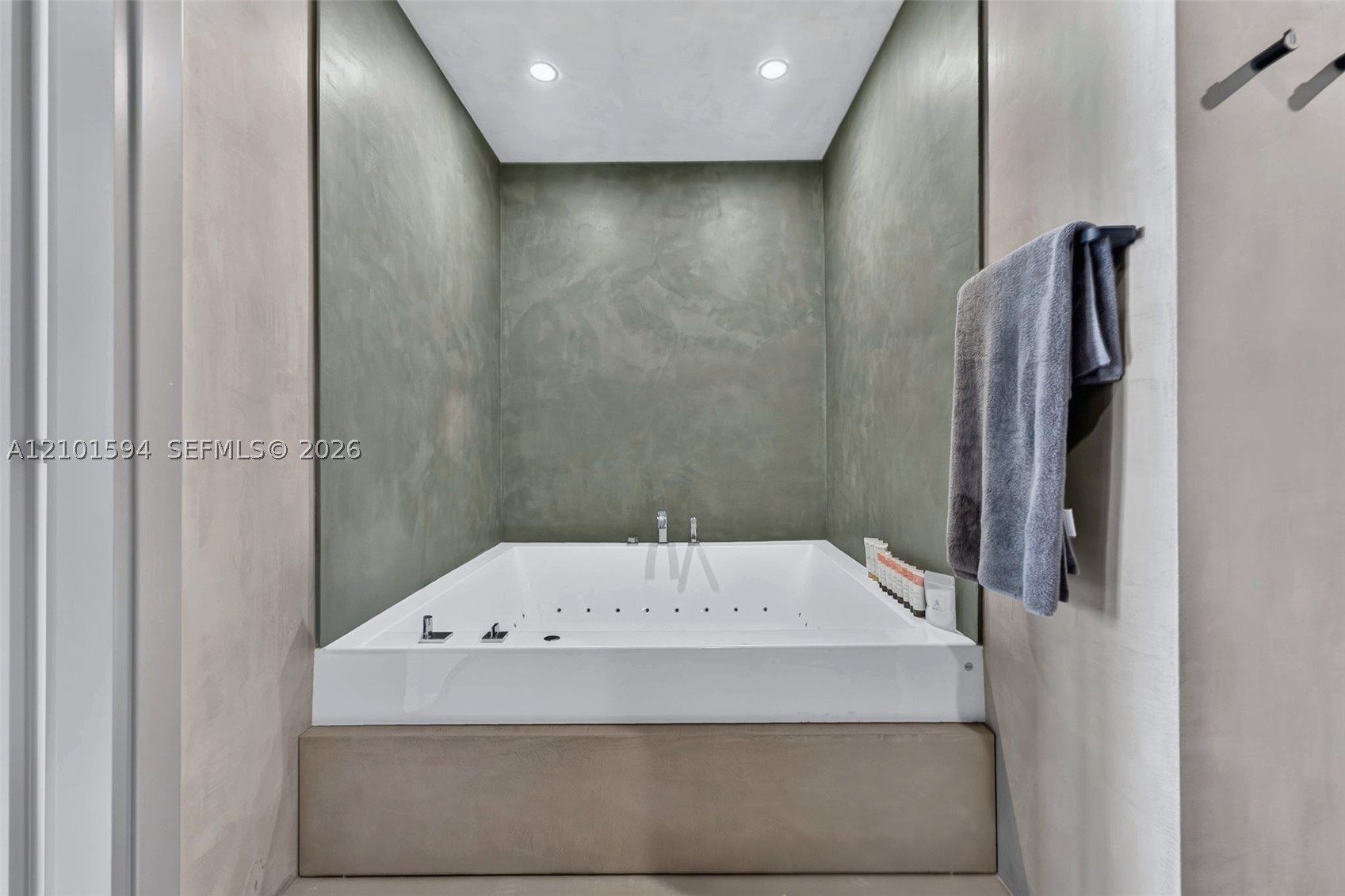 image Epic Residences15