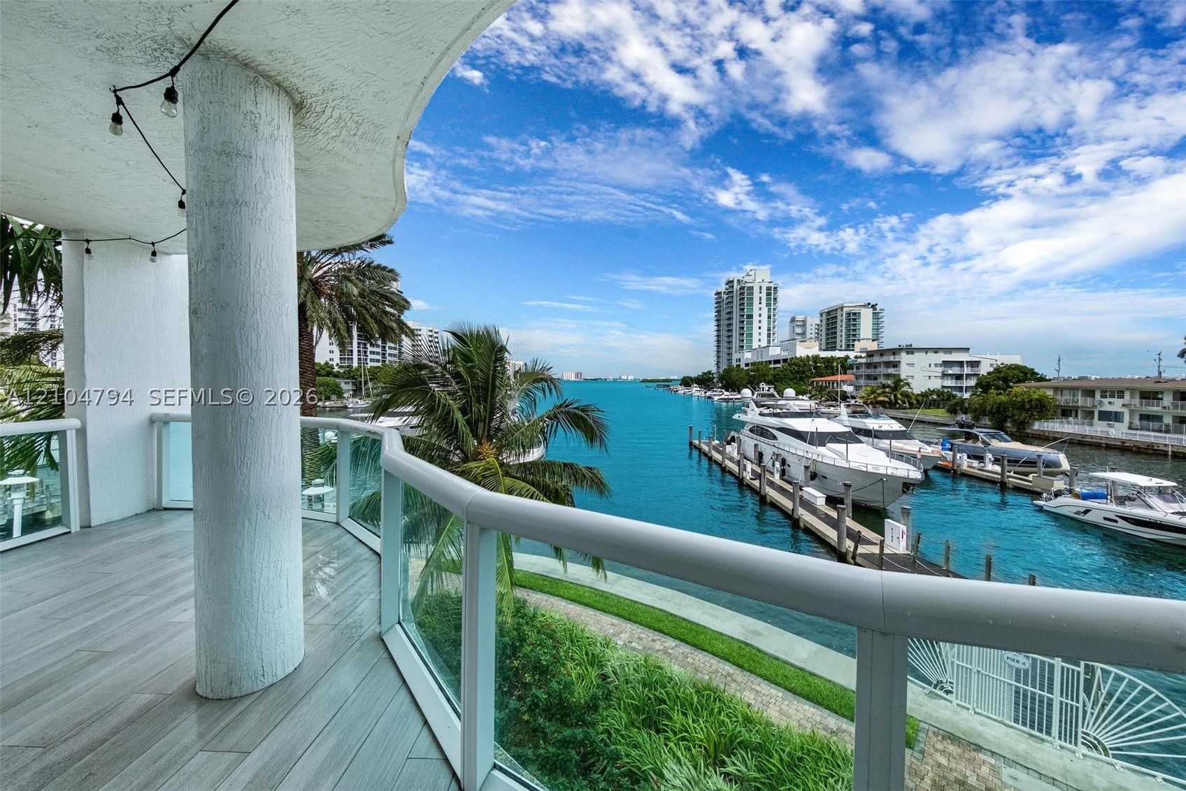 7918 Harbour Is Dr #207