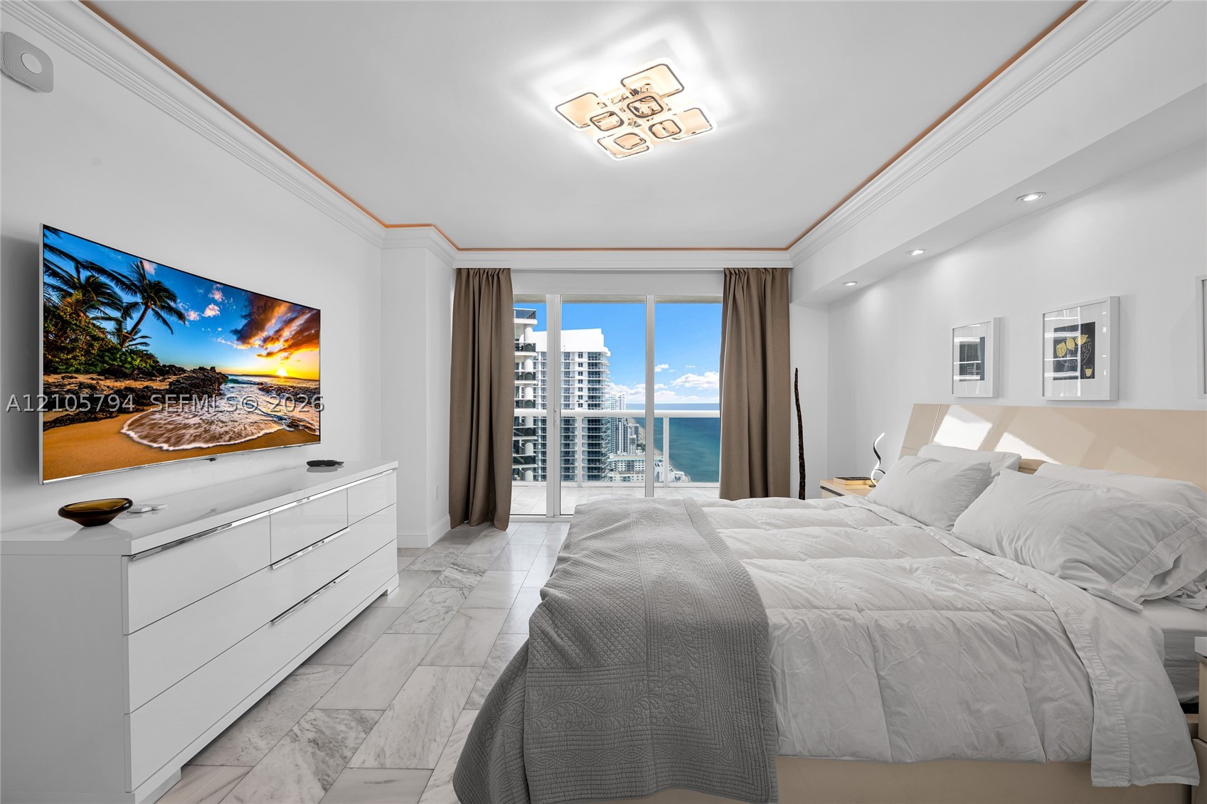 image Beach Club 217