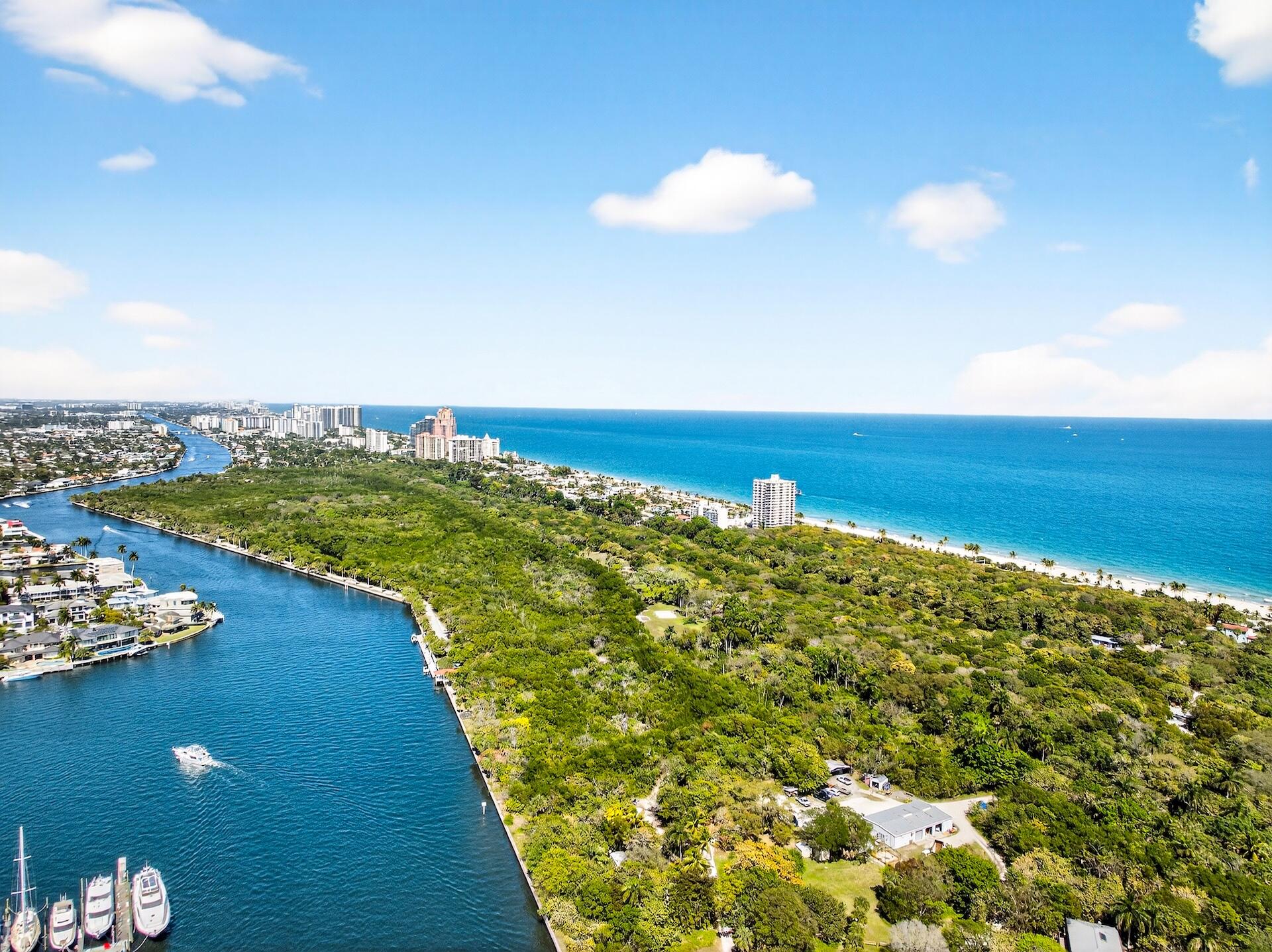 2555 NE 11th St #202