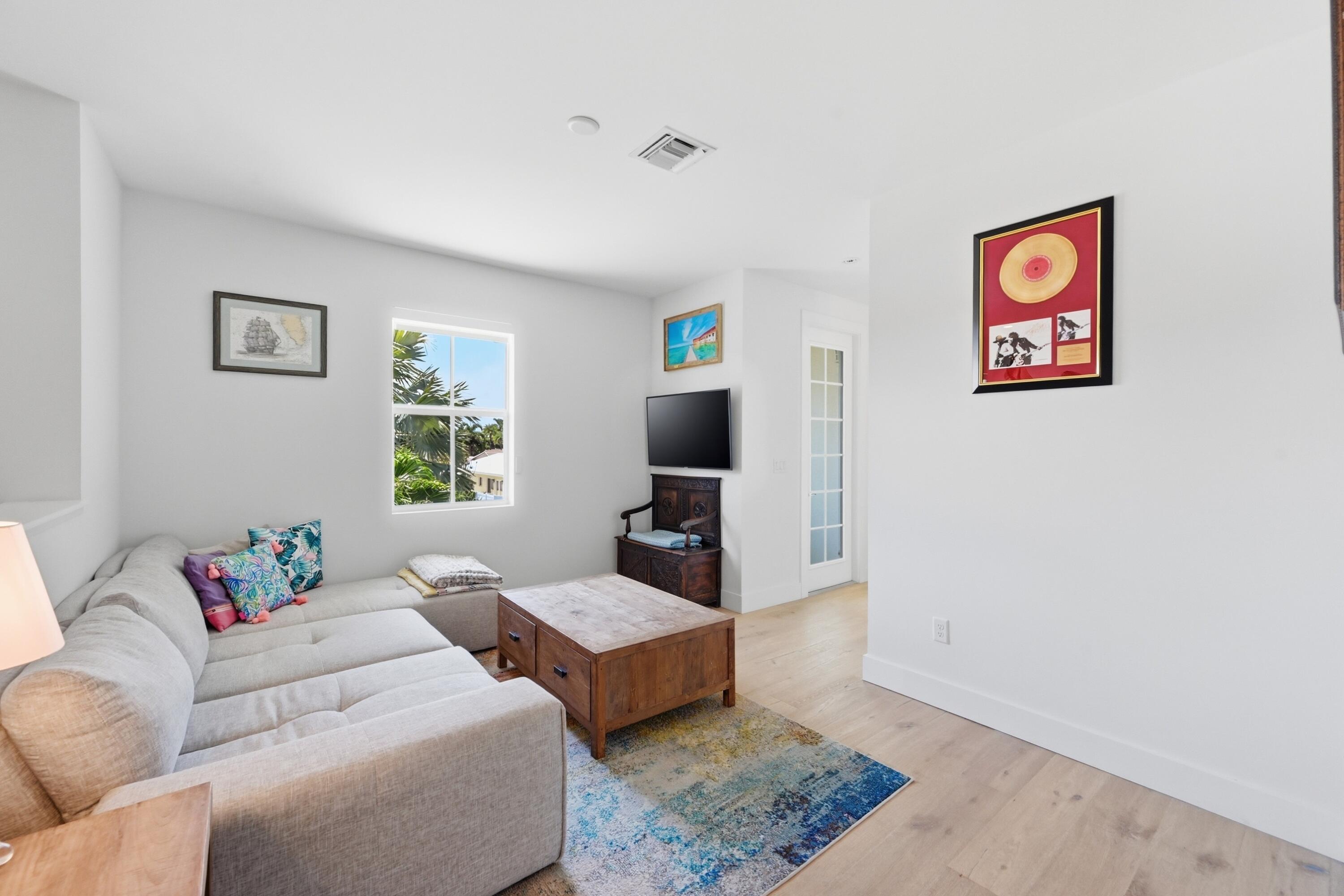 2840 NE 22nd Lighthouse Point, FL 33064