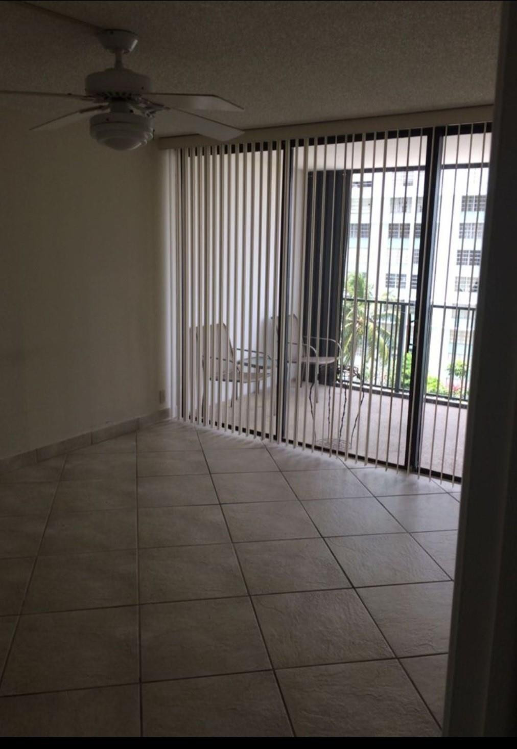 image Brickell Place I5