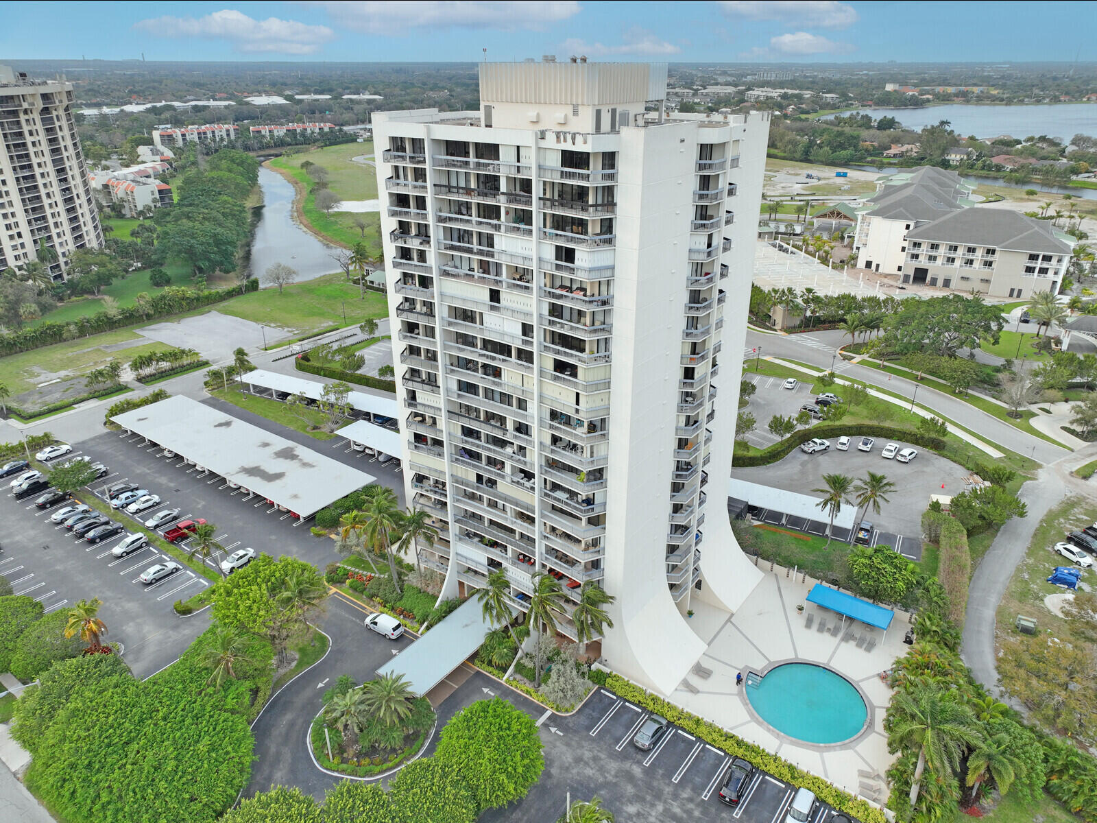 2400 Presidential #401