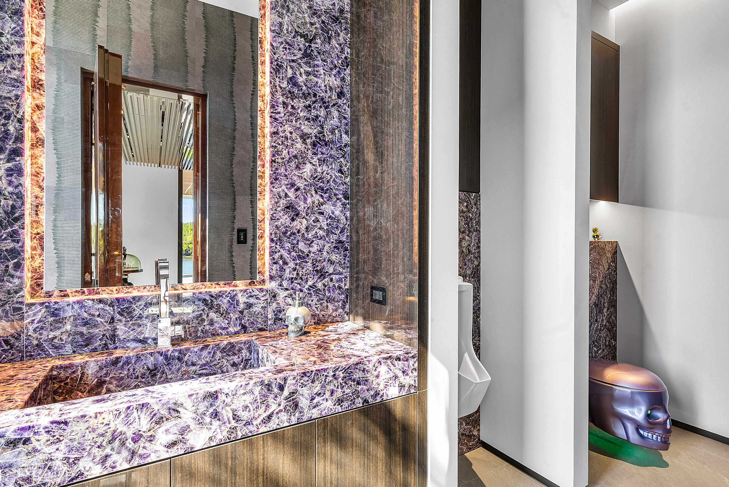 2934 NE 8th Boca Raton, FL 33431