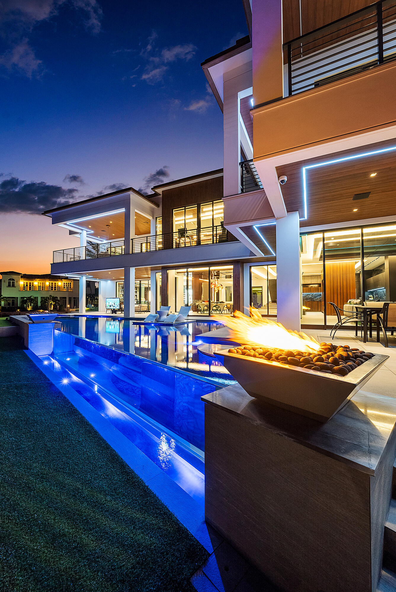 2934 NE 8th Boca Raton, FL 33431