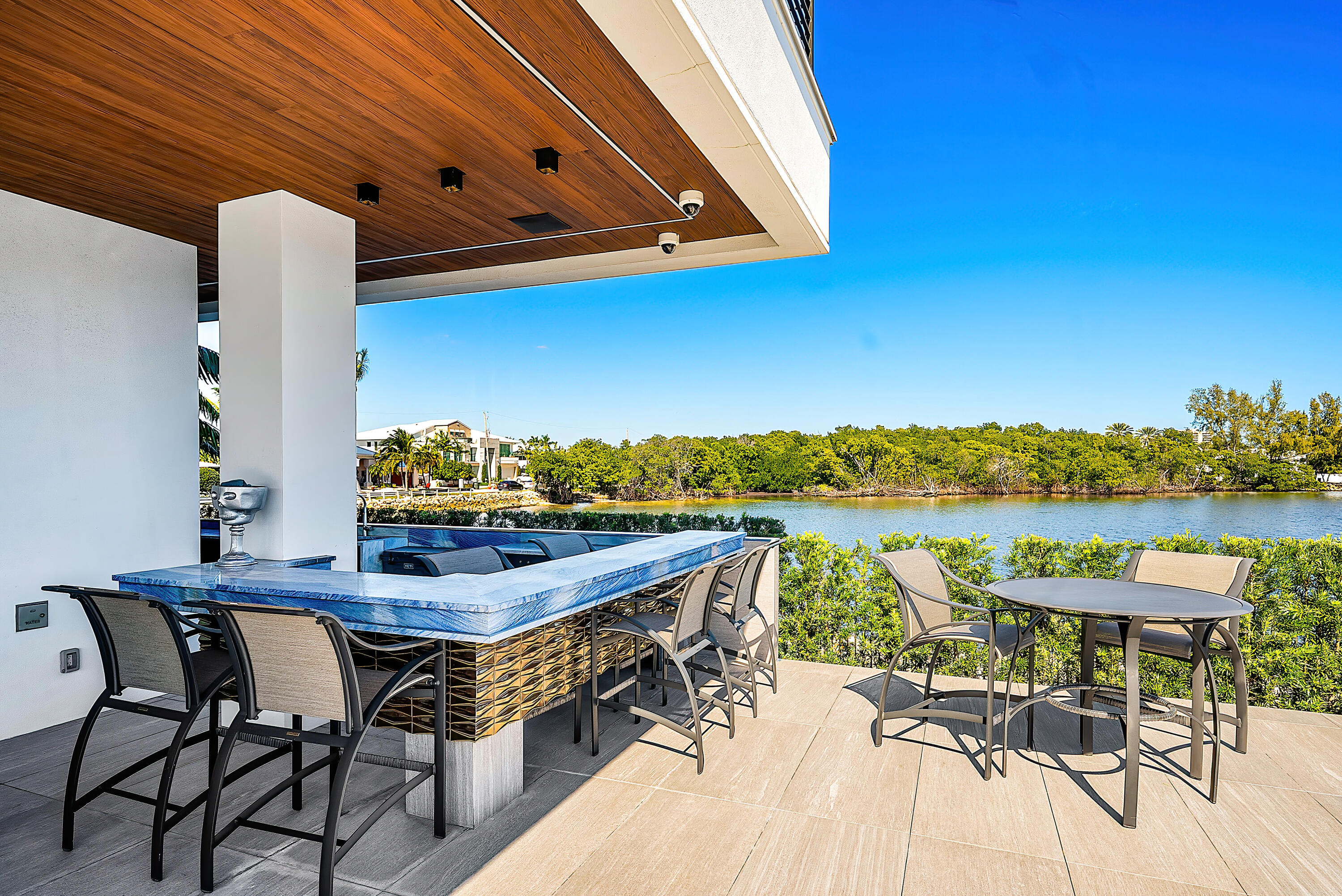 2934 NE 8th Boca Raton, FL 33431