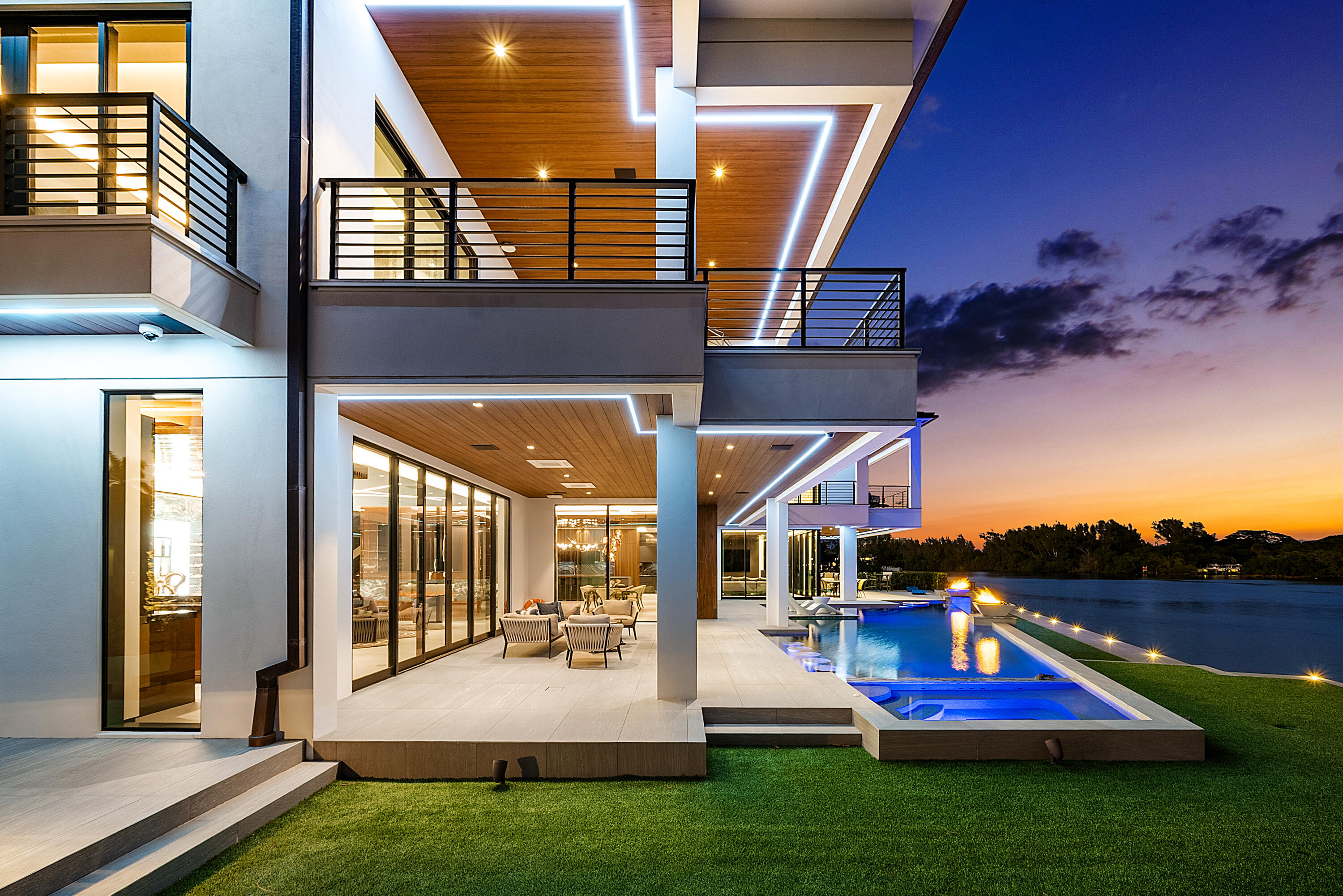 2934 NE 8th Boca Raton, FL 33431